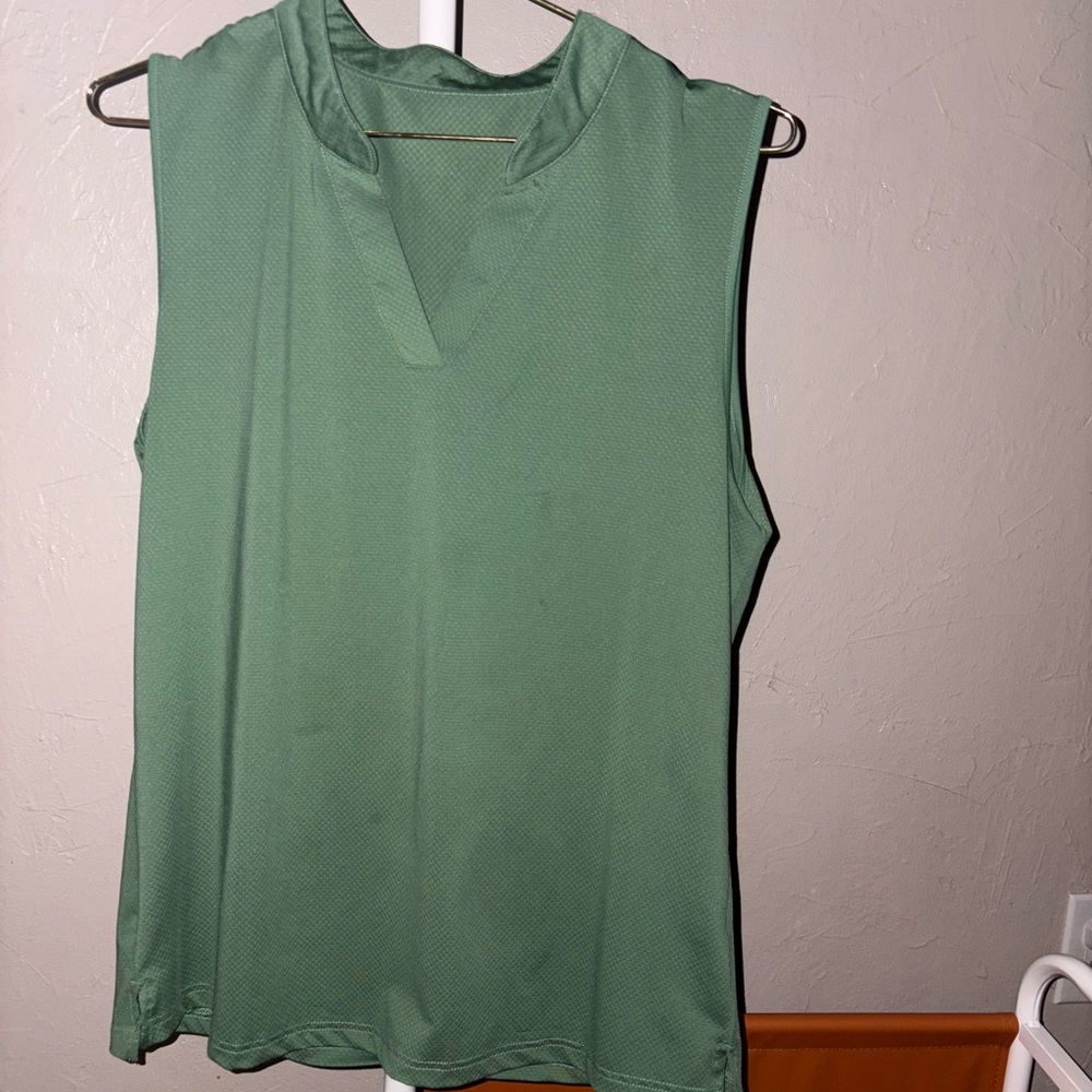 Green Sleeveless Mandarin Collar Blouse